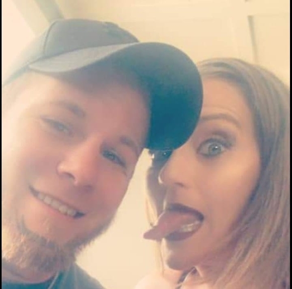 Meet your Posher, Josh - Picture 1 of 1